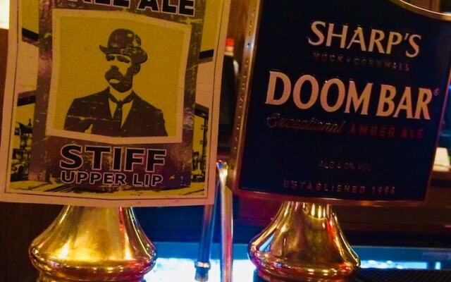 Отель The Grafton Arms Pub & Rooms вид на фасад