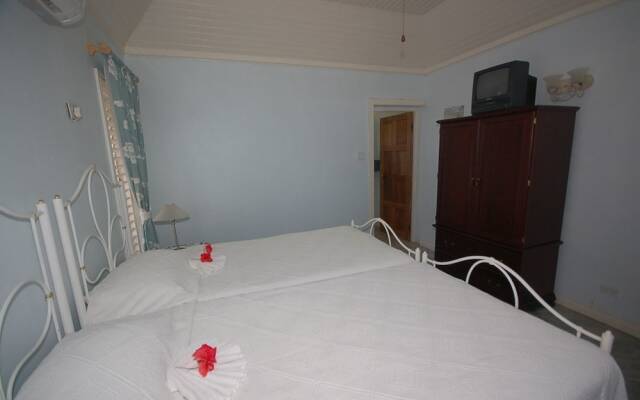 Отель Sol Mar, Silver Sands 3BR комната для гостей