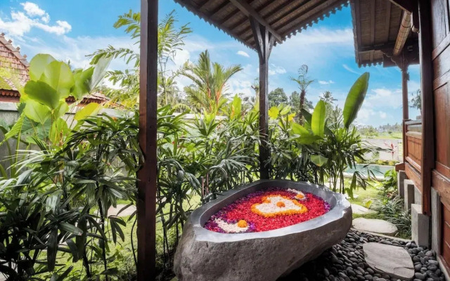 Embun Pagi Wooden Private Villas Ubud