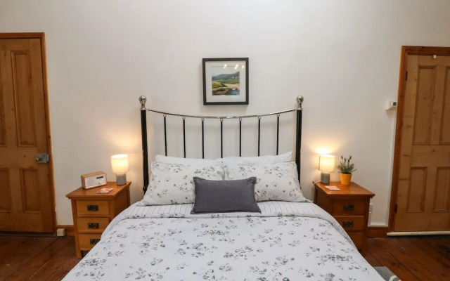 Wayside Cottage