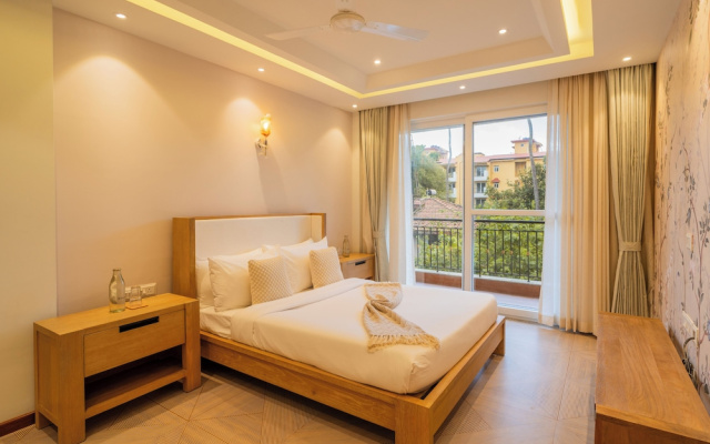 Elivaas Solace AquaVista 5BHK Villa