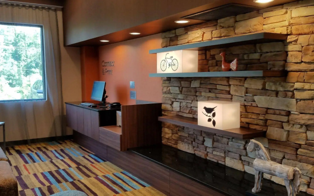 Fairfield Inn & Suites Springfield Holyoke