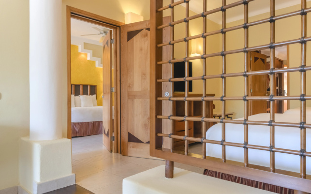 Iberostar Selection Paraíso Maya Suites - All Inclusive