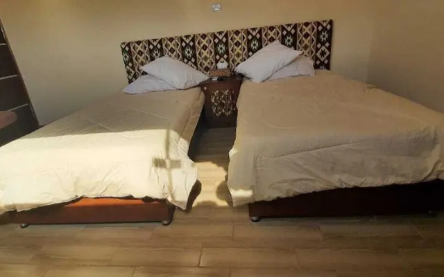 Bedouin Pyramids Motel
