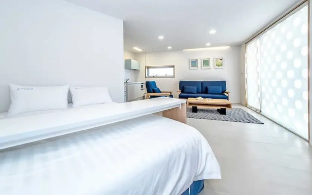Blanc Bleu Pension