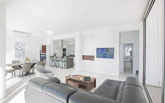 Villa Nina AQ Ol18