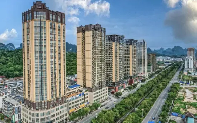 Jinyuan City Apartment Hotel (Hechi Vocational Education Center Branch)