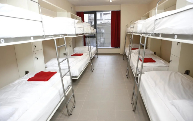City Express Hostel