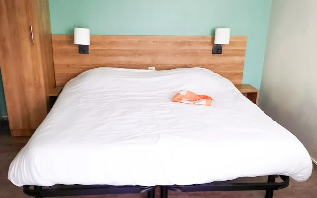 2 Room Apartment 3 People 1 Baby