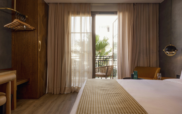 Le Square By Onomo Collection