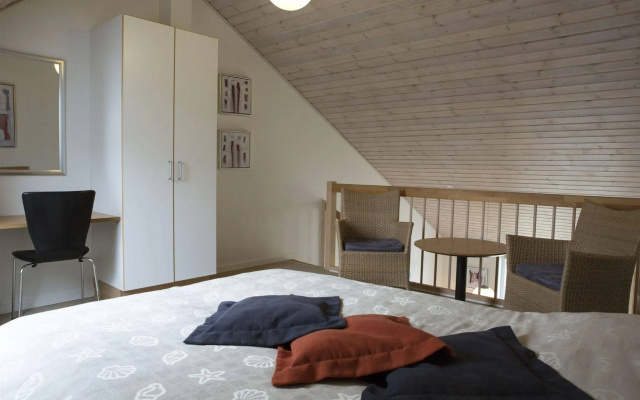 Dayz Seawest Resort