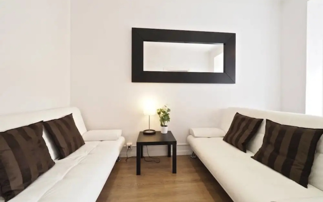Sagrada Familia Apartment