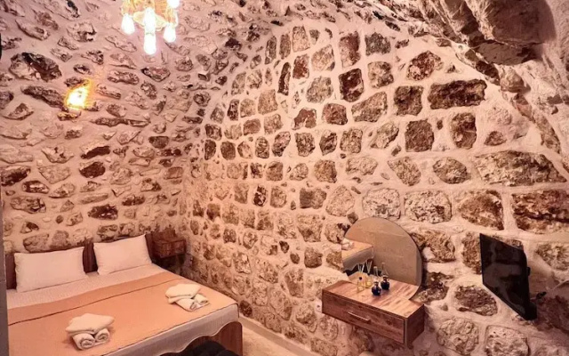 Şahmeran Otel Cafe Restoran
