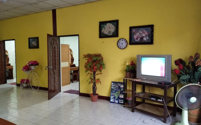 Nong Amm Homestay