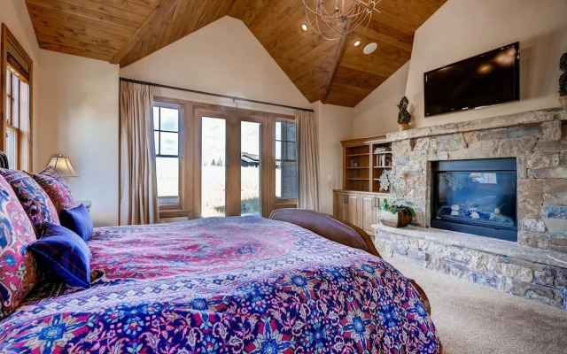 Snowtop Manor by Park City Lodging