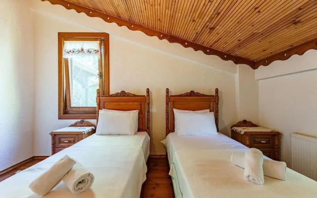 Lake Sapanca Breathtaking Private Villa Retreat