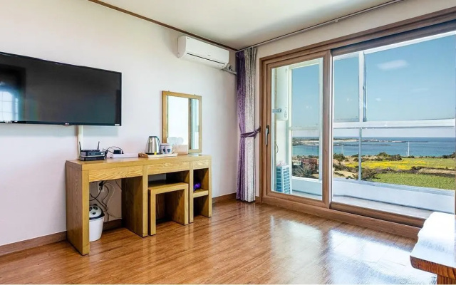 Jeju Amor House Pension