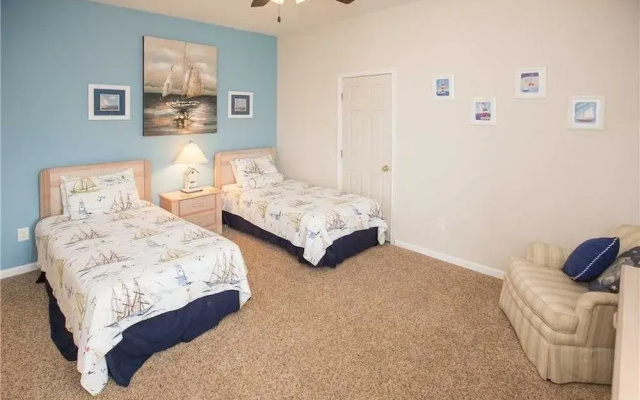 Blue Dolphin - 11 Br Home