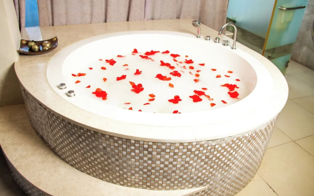 The Royal Shaza Suites