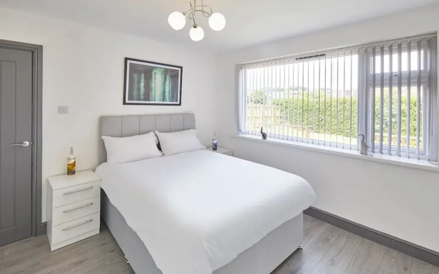 42 Layland Road
