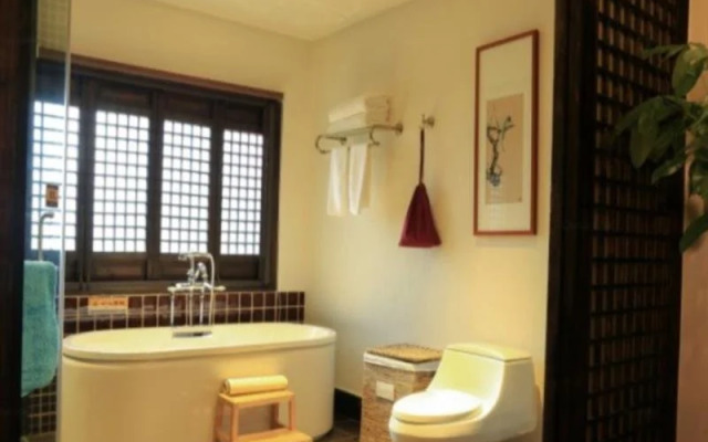Scholars Hotel Wuxi Xuntang Hotel