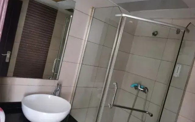 Longwan Youth Holiday Hotel (Wenzhou Longwan Airport)