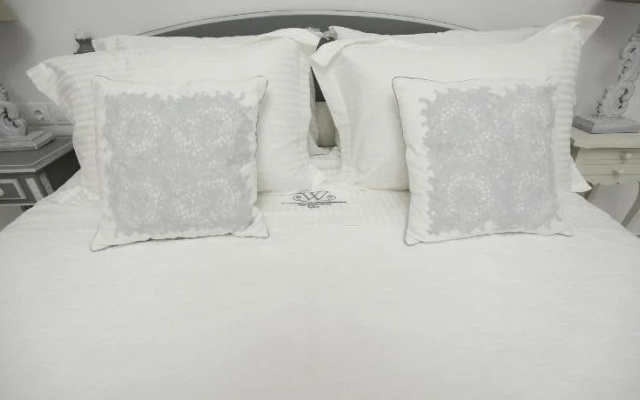 The White Suites