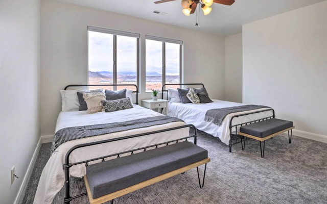 Modern Apartment w/ Beautiful Mountain Views!