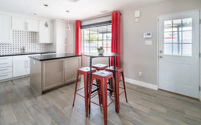 WanderJaunt - Regal - 4BR - South Scottsdale