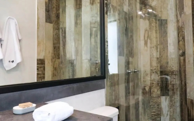 w Upscale 2BR Near Larcomar Miraflores