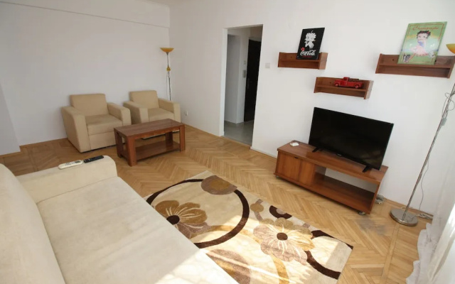 EYTAL Bucharest Central Apartment