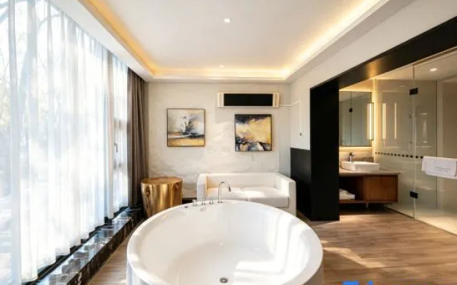 Long-term residence at Keguan Hotel (Yutian Airport Lop Nur Secret Grilling Restaurant, Urumqi)