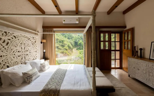 SaffronStays Moringa Valley - Cedar Villa