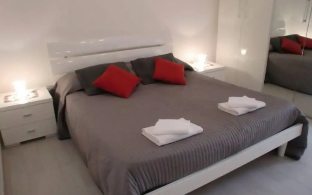Grimaldi Apartments - Jolie
