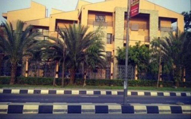 The Mews in Lagos, Nigeria from 54$, photos, reviews - zenhotels.com hotel front