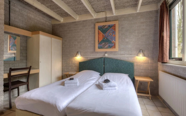 Well Furnished Bungalow With Microwave Near a Nature Reserve