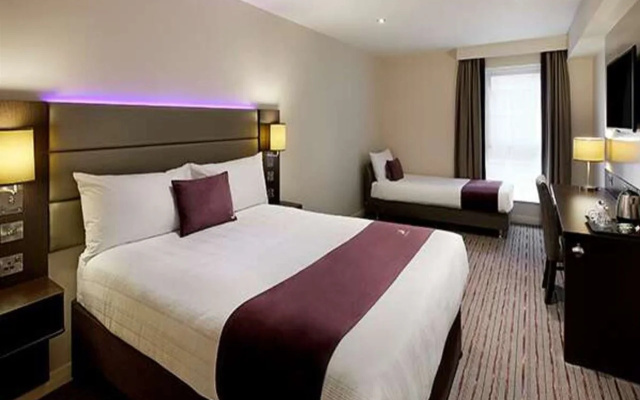Premier Inn Portsmouth Dockyard
