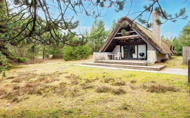6 Person Holiday Home in Romo