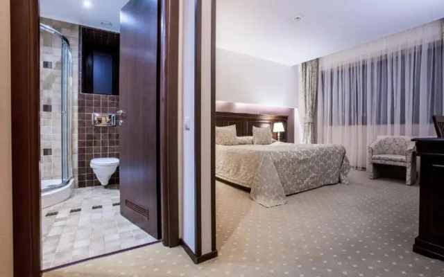Alpin Resort Hotel - Apartamentele 2403-2404
