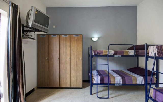 Отель Balco Harmony Hostel Мальта, Гзира - отзывы, цены и фото номеров - забронировать отель Balco Harmony Hostel онлайн комната для гостей