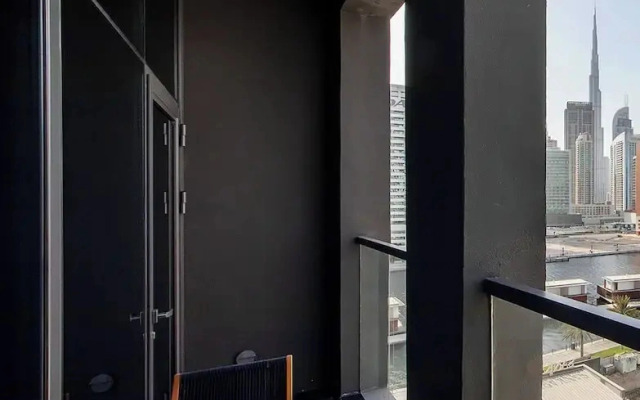 Premium 1BR Apartment at 15 Northside