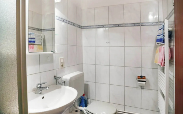 Apartment in Armsfeld With Pool