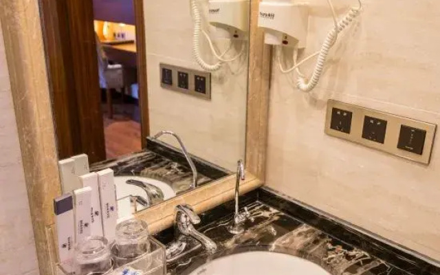 Yinheng Business Hotel