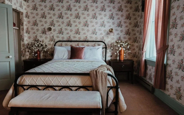Strassner Suites