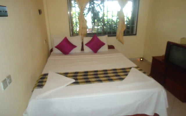 Brise de Kep Guesthouse & Restaurant