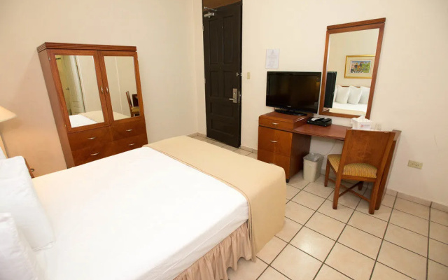 Armas Hotel