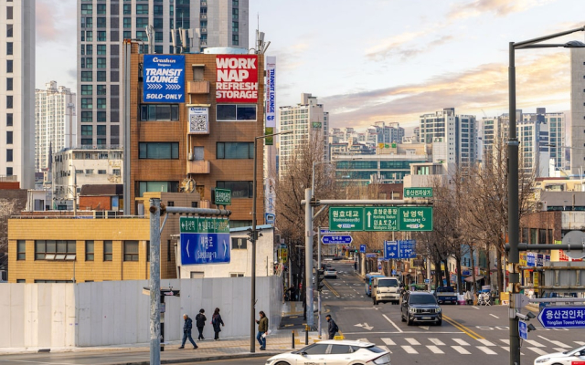Crashin Yongsan Guesthouse