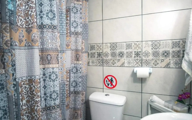 Atzys Volos Home