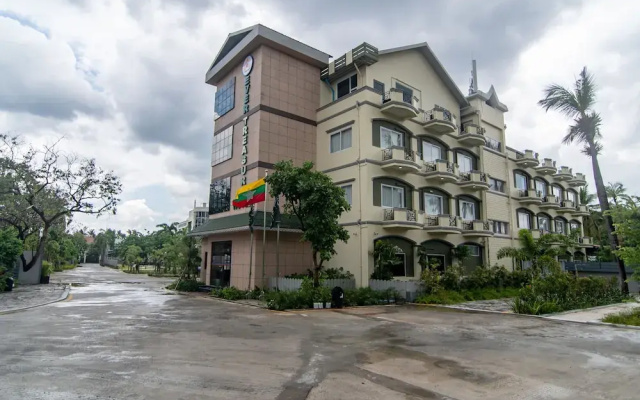 Ever Treasure Hotel