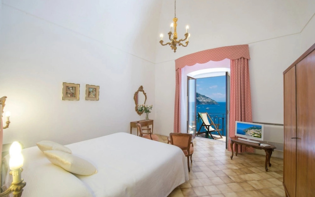 Villa Solenne by Elite Villas